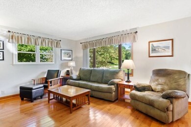 03_119WClay_1_LivingRoom_LowRes