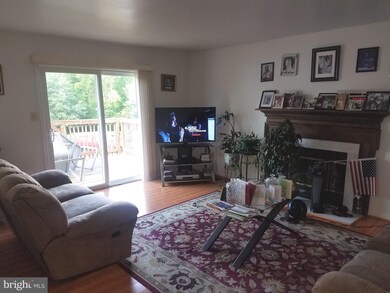 9201 Mchenry Ln, Lanham, MD 20706 - photo 7