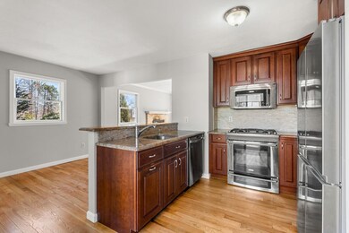 8 Linden Ln, Hampton, NH 03842 - photo 4