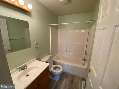 59 Maple St unit B, Gettysburg, PA 17325 - photo 4