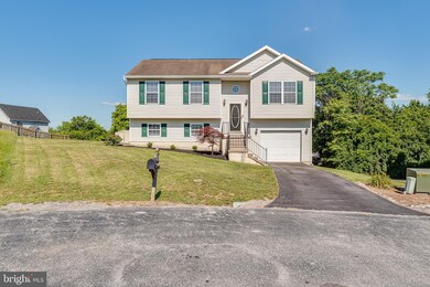 191 Mercedes Dr, Martinsburg, WV 25404 - photo 4