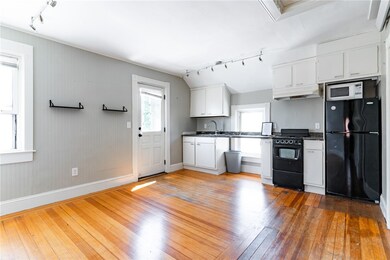 74 Maple Ave unit 2, Barrington, RI 02806 - photo 5