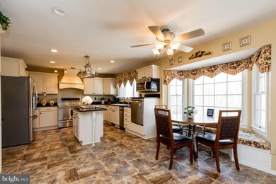 4835T Spalding Dr, La Plata, MD 20646 - photo 2