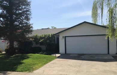 3533 Auburn Dr, Redding, CA 96001 - photo 2