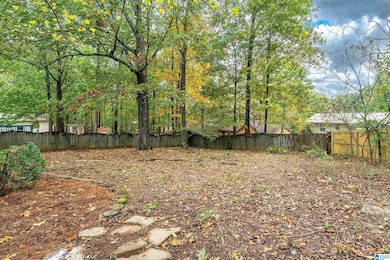 18 Polaris Cir, Birmingham, AL 35215 - photo 3