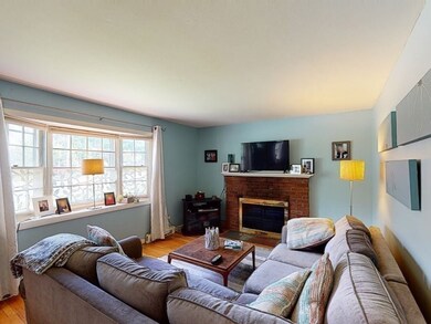 430 Pond St, Franklin, MA 02038 - photo 4