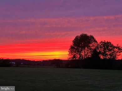 862 Deep Run Rd, Perkasie, PA 18944 - photo 2