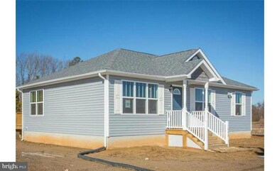 173 Brooks Dr, Colonial Beach, VA 22443 - photo 2