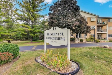 462 S President St unit 202, Carol Stream, IL 60188 - photo 2