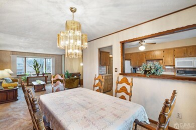 542 Hancock St, Middlesex, NJ 08846 - photo 6