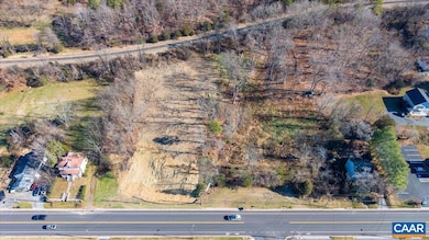 1357 E Main St, Waynesboro, VA 22980 - photo 7