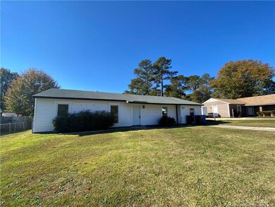 612 Missenburg Ct, Fayetteville, NC 28314 - photo 2