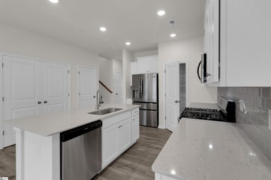 108 Paneer Ln, Taylors, SC 29687 - photo 5