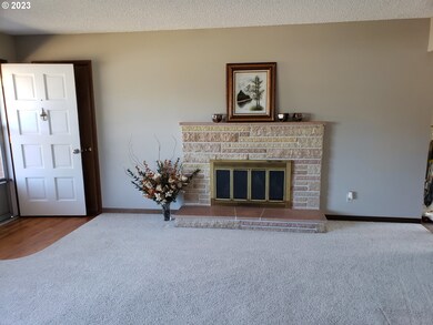 3247 William Ave, Longview, WA 98632 - photo 2