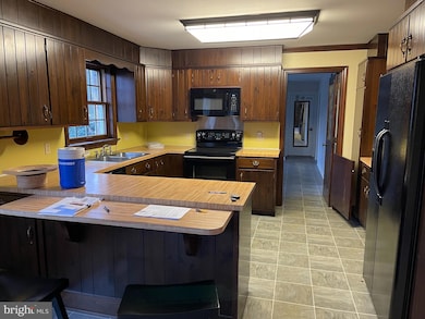 1322 Reservoir Rd, Honey Brook, PA 19344 - photo 4