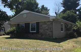 23 Canfield Ln, Matawan, NJ 07747 - photo 2