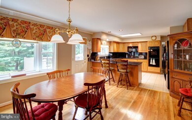 6201 Oak Hill Dr, Sykesville, MD 21784 - photo 2