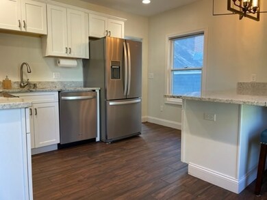 7 Barton St unit 2, Salem, MA 01970 - photo 3