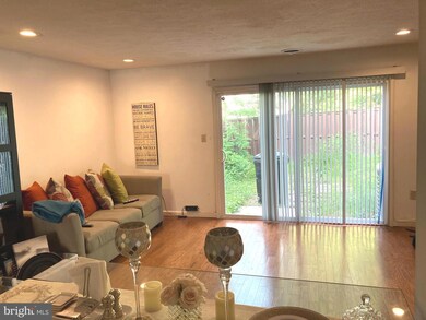 2356 Anvil Ln, Temple Hills, MD 20748 - photo 6