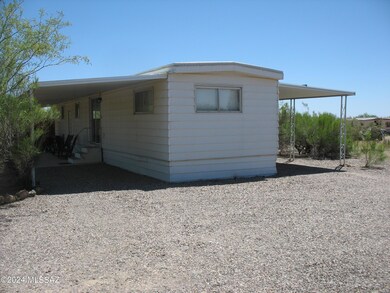 4170 Mimbres Driveway Side
