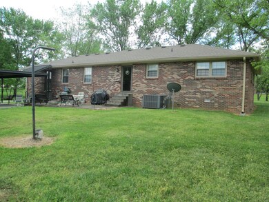 1443 Sparta Pike, Lebanon, TN 37090 - photo 2