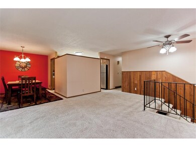 52 Julia Ann Dr NW, Cedar Rapids, IA 52405 - photo 6