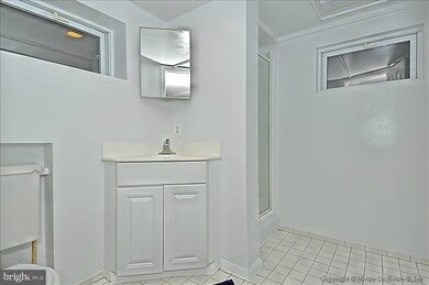 8116 Chester St, Takoma Park, MD 20912 - photo 5