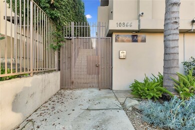 10866 Bluffside Dr unit 5, Studio City, CA 91604 - photo 4