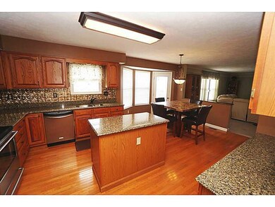 Kitchen. Beauty and practical quartz counter tops