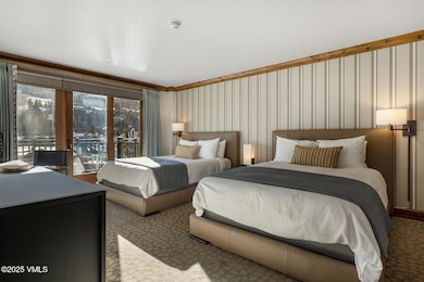 16 Vail Rd-025-027-Bedroom-MLS_Size