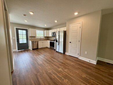 80 Ridge Rd unit C, Waverly, TN 37185 - photo 2