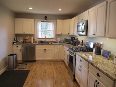 306 W 3rd St, Gordon, NE 69343 - photo 3