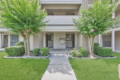 This is a hard to find 1st floor condo.