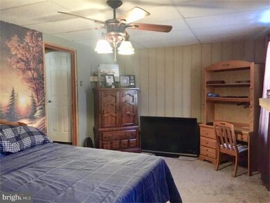 90 Dutch Rd, Ashland, PA 17921 - photo 5