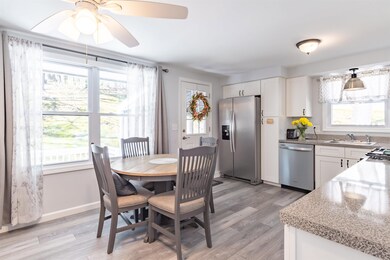 16 Lockness Dr, Nashua, NH 03062 - photo 5