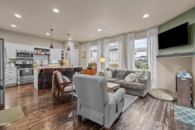 535 SE Port Ave, Lincoln City, OR 97367 - photo 7