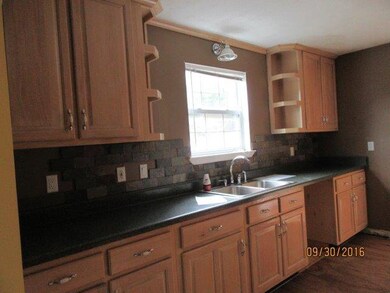 258 Neal Dr, Rossville, GA 30741 - photo 3