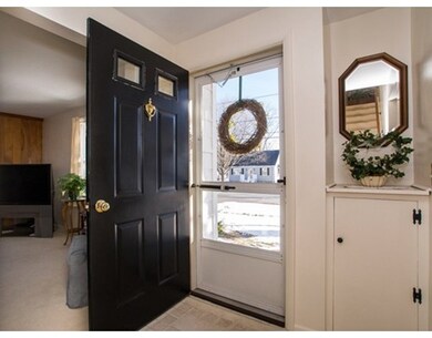 131 Crescent Ave, North Attleboro, MA 02760 - photo 3