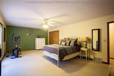 201 Hidden Cove, Scott Depot, WV 25560 - photo 7