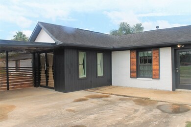 4656 Fm 521 Rd, Brazoria, TX 77422 - photo 3