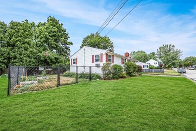 183 Roysan St, Manchester, NH 03103 - photo 2