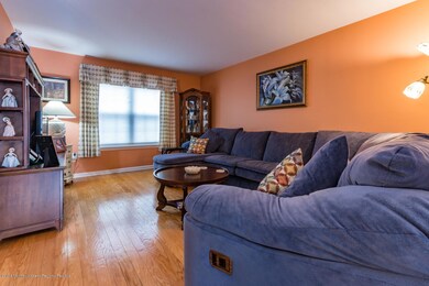 5 Painted Wagon Rd unit 47B, Holmdel, NJ 07733 - photo 6