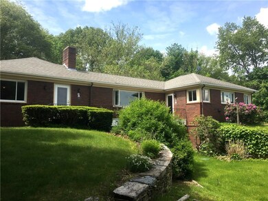 4 Old Pound Hill Rd, North Smithfield, RI 02896 - photo 2