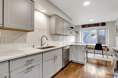 Fully updated kitchen