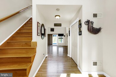 9519 Tomstown Rd, Waynesboro, PA 17268 - photo 5