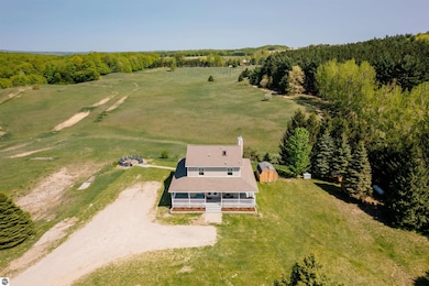 6405 E Allgaier Rd, Traverse City, MI 49684 - photo 3