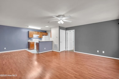 5610carolinabeachrd13_00006