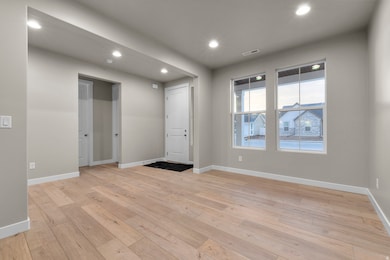 1882 S 2475 W, West Haven, UT 84401 - photo 3