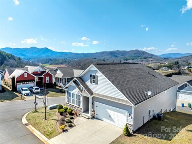 2 Regent Heights Rd, Fletcher, NC 28732 - photo 3