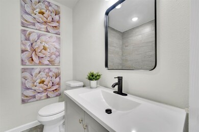 5805 Langley Rd, Houston, TX 77016 - photo 6